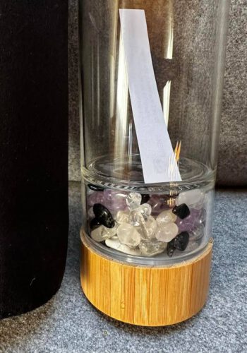 Wasserflasche mit Edelstein Mix – Bild 4