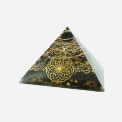 Orgonit-Pyramide-Schutz.png